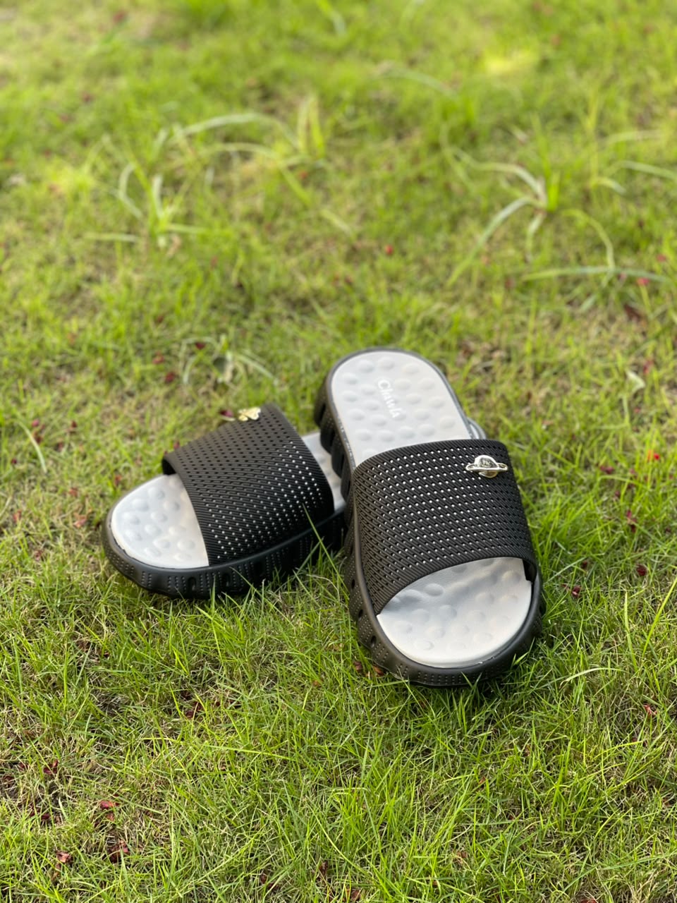 VerStyle Comfort Slides – Premium Cushioned Massage Slippers