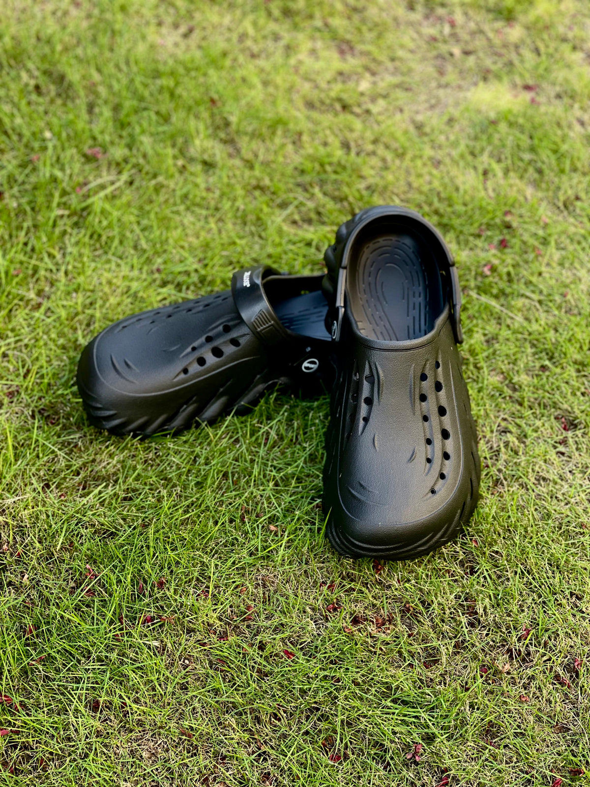 Black Stylish Crocs Style | Comfortable Everyday Footwear